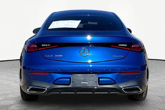 Used 2025 Mercedes-Benz CLE 300 4MATIC Coupe image 4