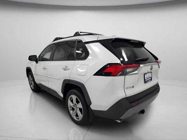 Used 2019 Toyota RAV4 Limited w/ Limited Grade Weather Package image 8