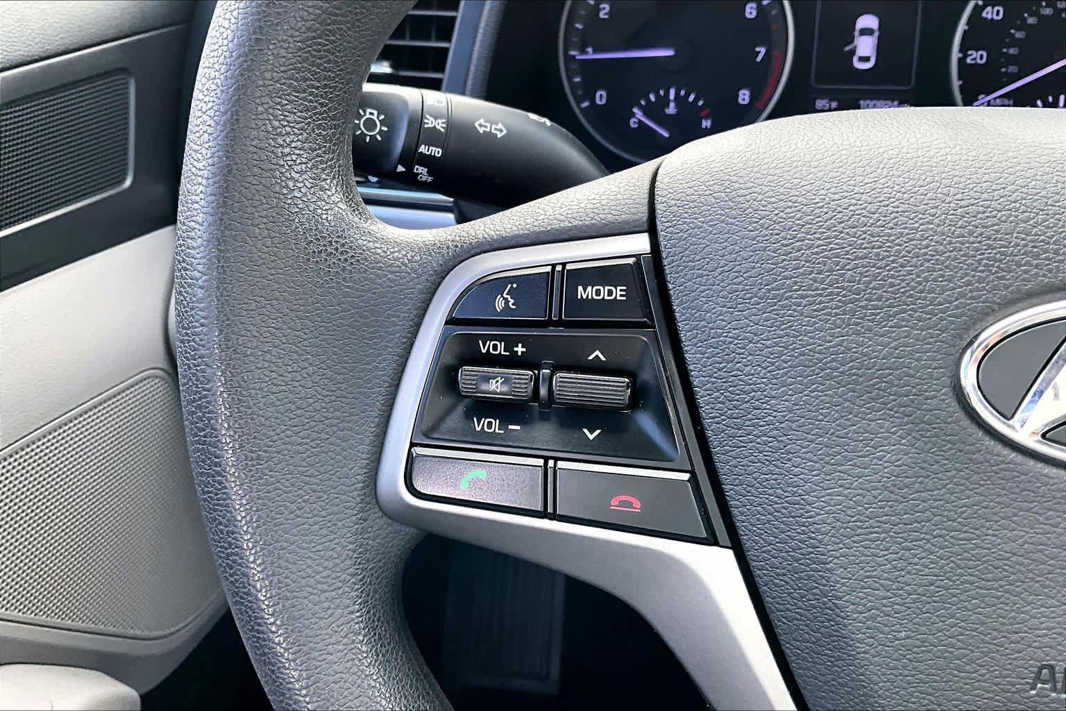Used 2018 Hyundai Elantra SEL FWD image 22