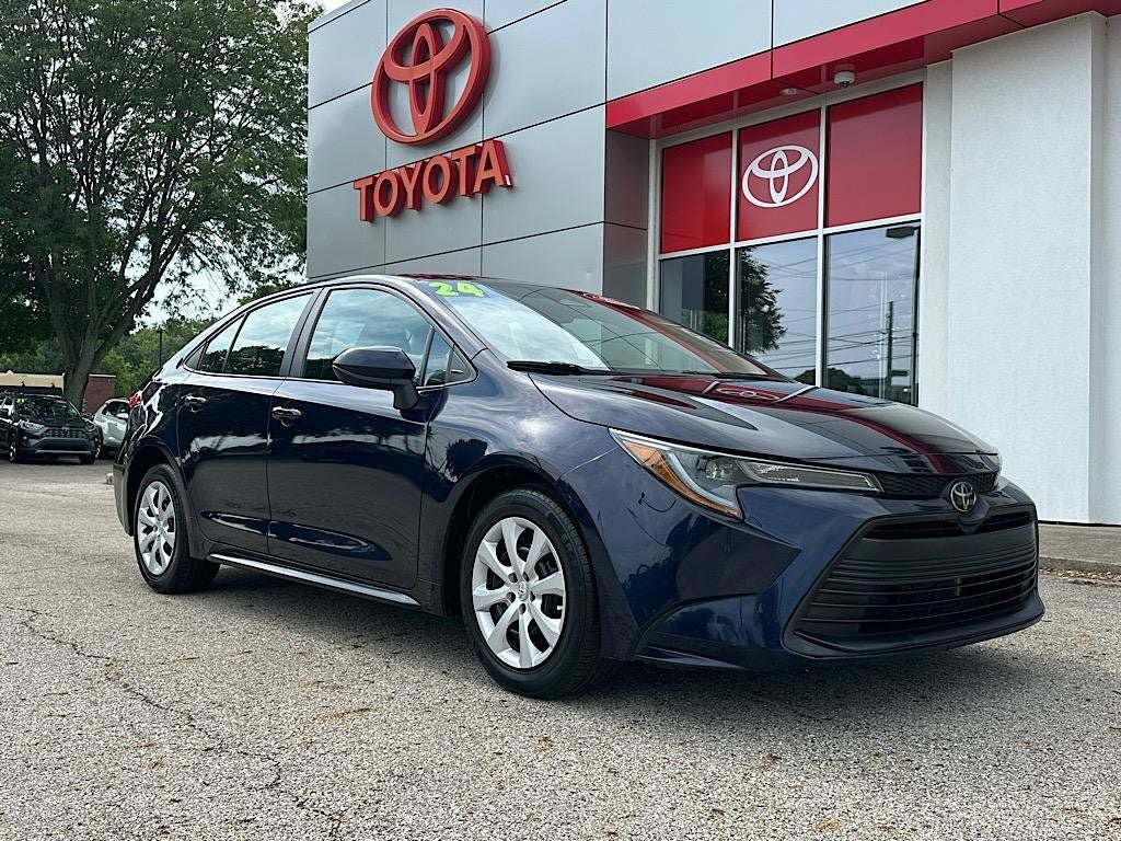 Certified 2024 Toyota Corolla LE FWD image 7
