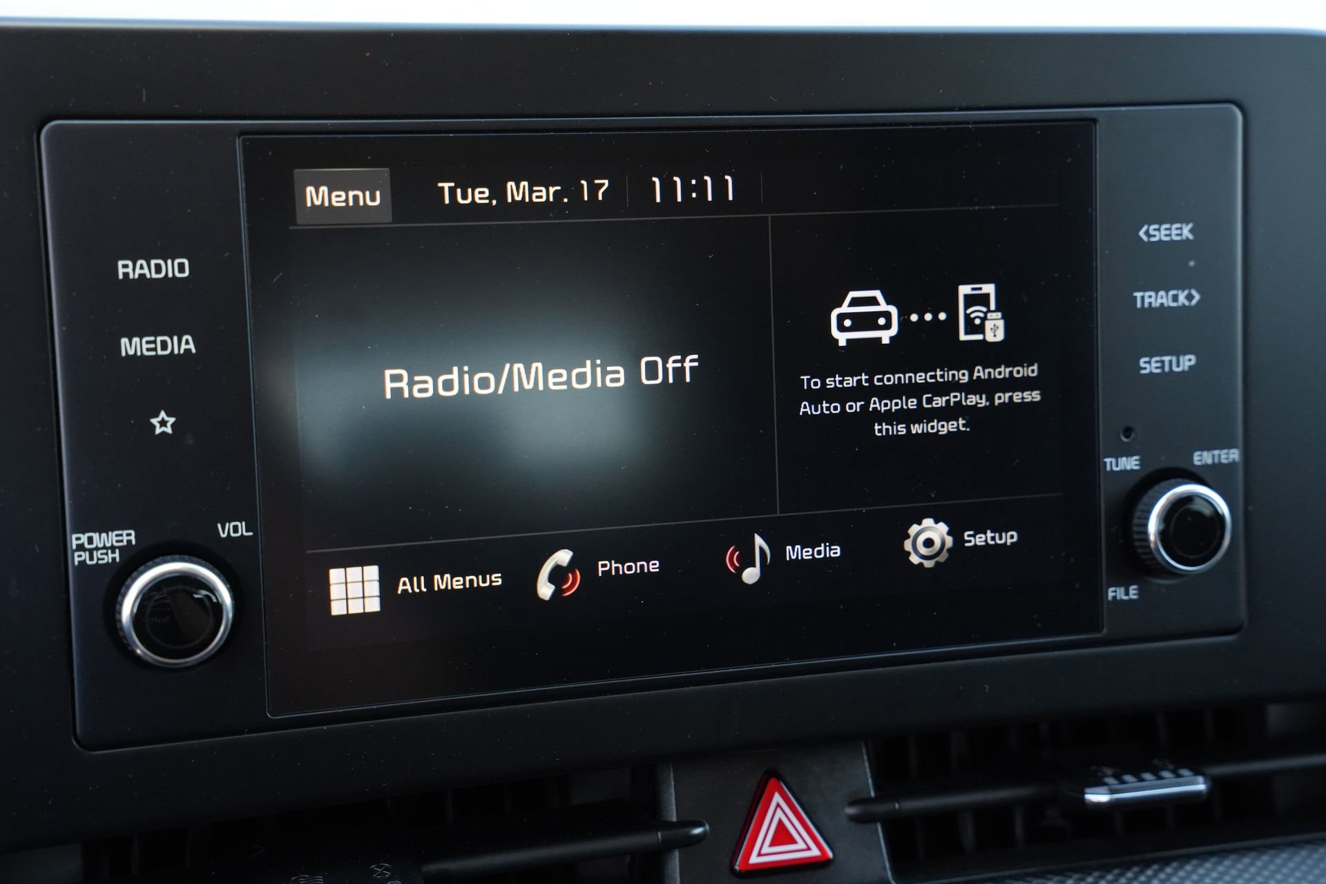 Used 2025 Kia Sportage LX image 12