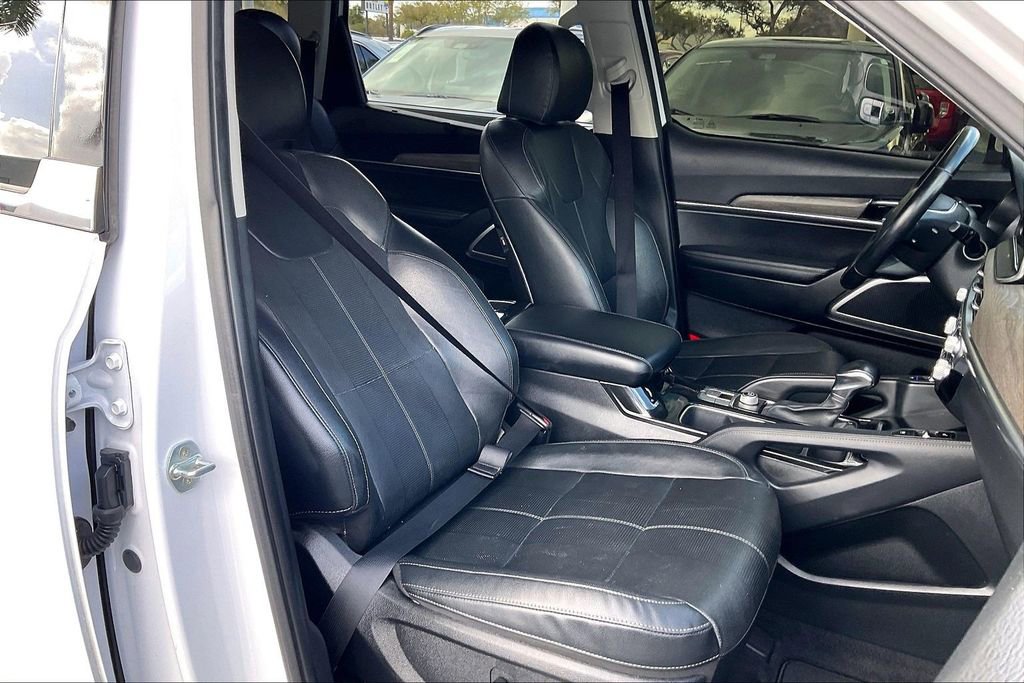 Used 2022 Kia Telluride EX w/ EX Premium Package image 20