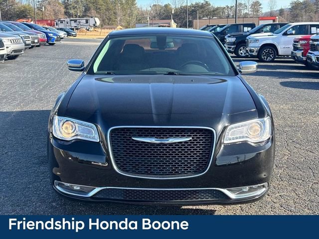 Used 2018 Chrysler 300 Limited image 22