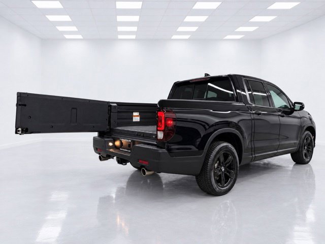 Used 2023 Honda Ridgeline Black Edition image 14