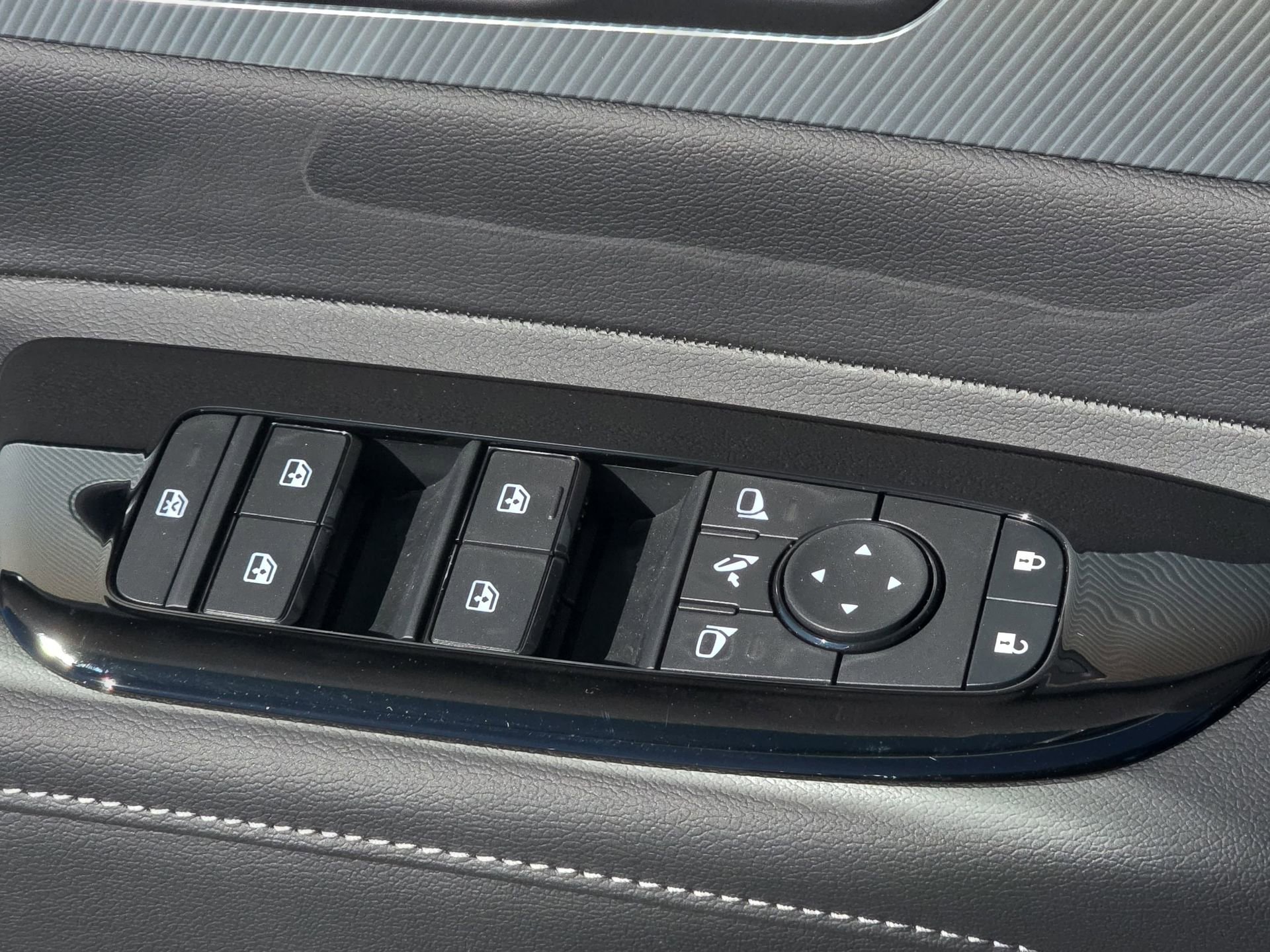 New 2026 Nissan Murano Platinum w/ Cargo Package image 27