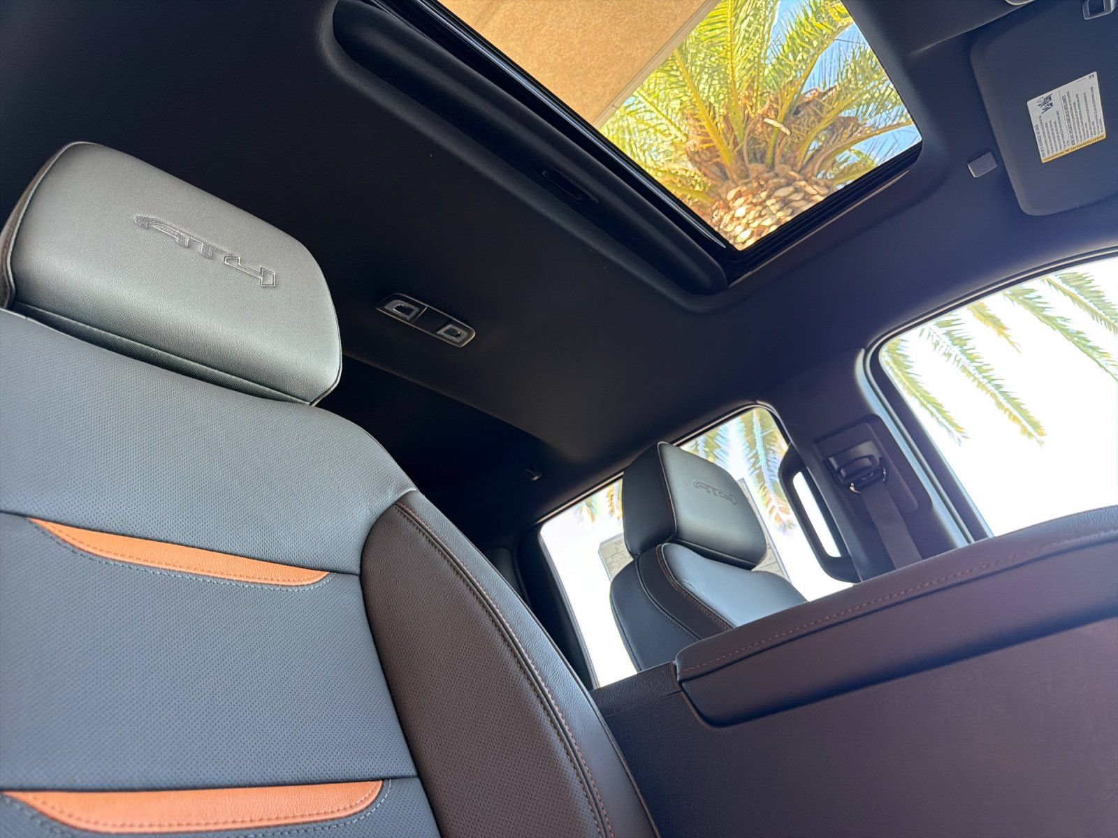 New 2026 GMC Sierra 2500 AT4 w/ AT4 Premium Plus Package AWD/4WD image 16