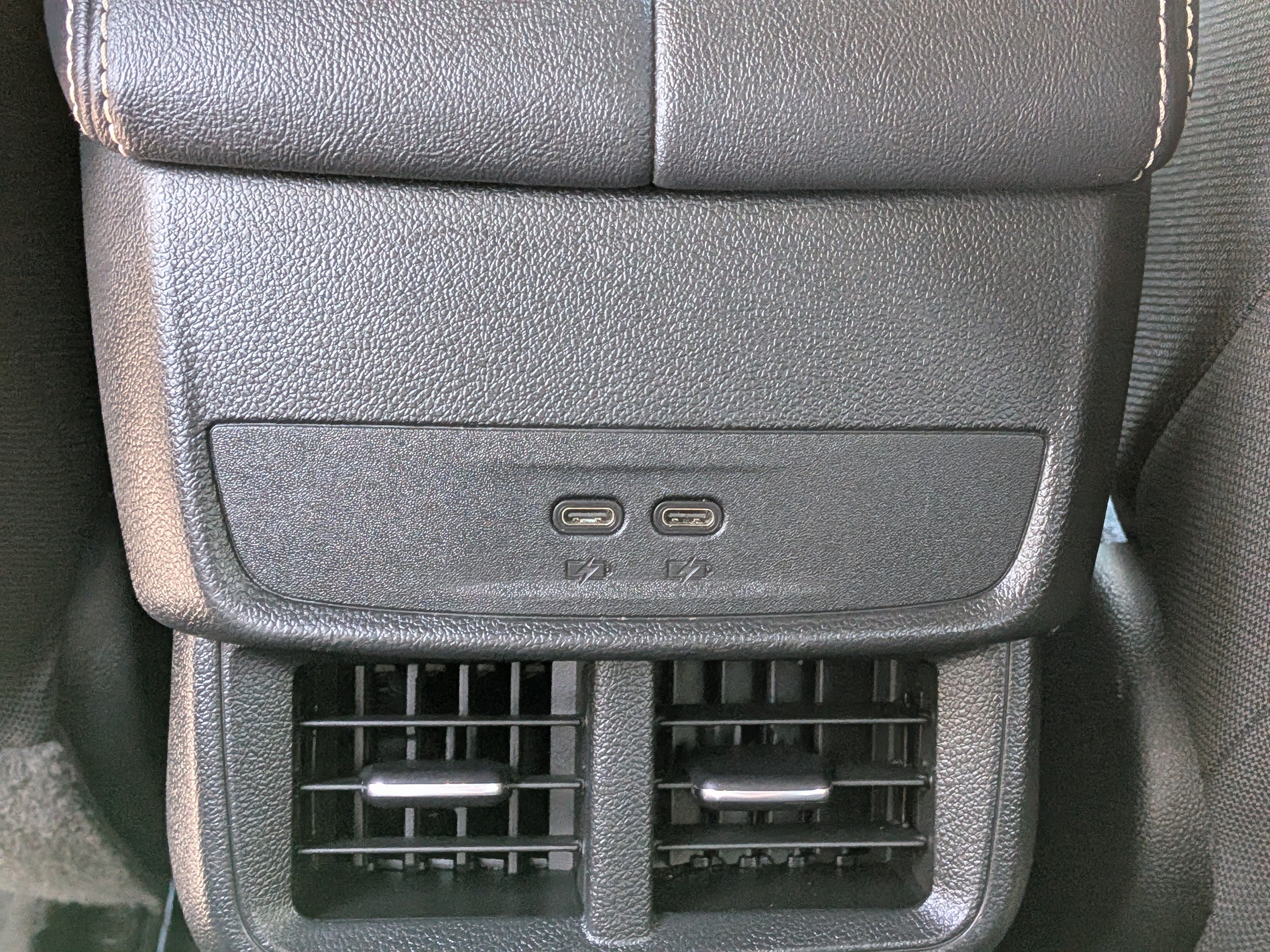 Used 2025 GMC Terrain Elevation FWD image 15