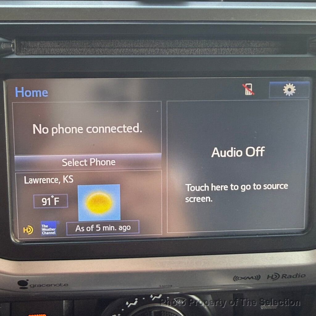 Used 2016 Toyota 4Runner SR5 image 33