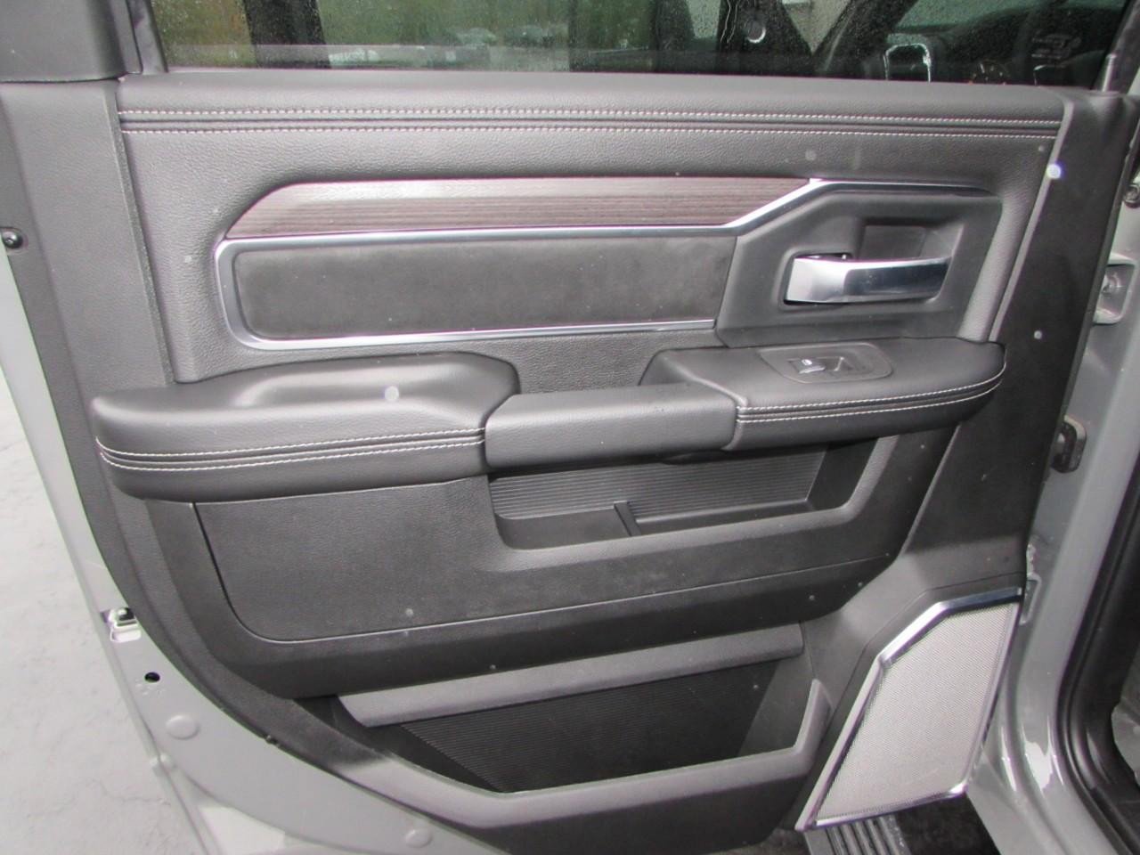 New 2026 RAM 3500 Laramie image 32