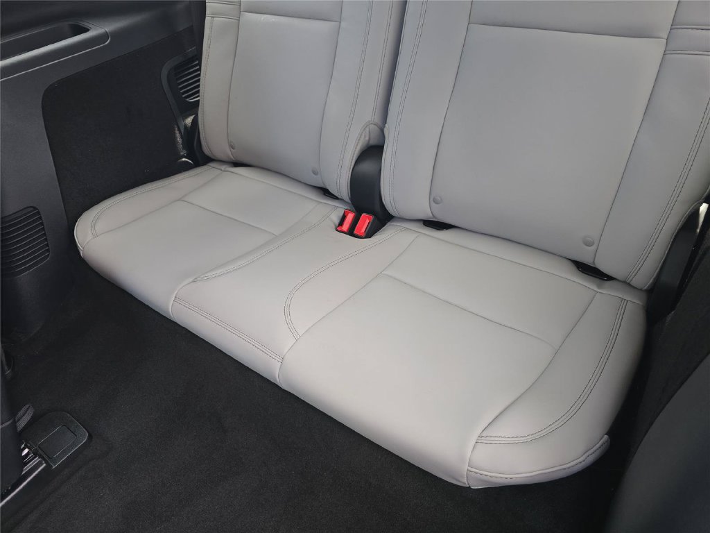 New 2027 Lincoln Aviator Reserve w/ Luxury Package RWD image 10