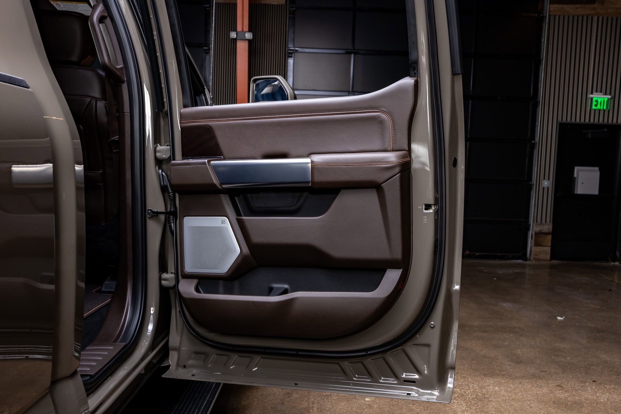 Used 2026 Ford F450 King Ranch w/ Chrome Package image 39