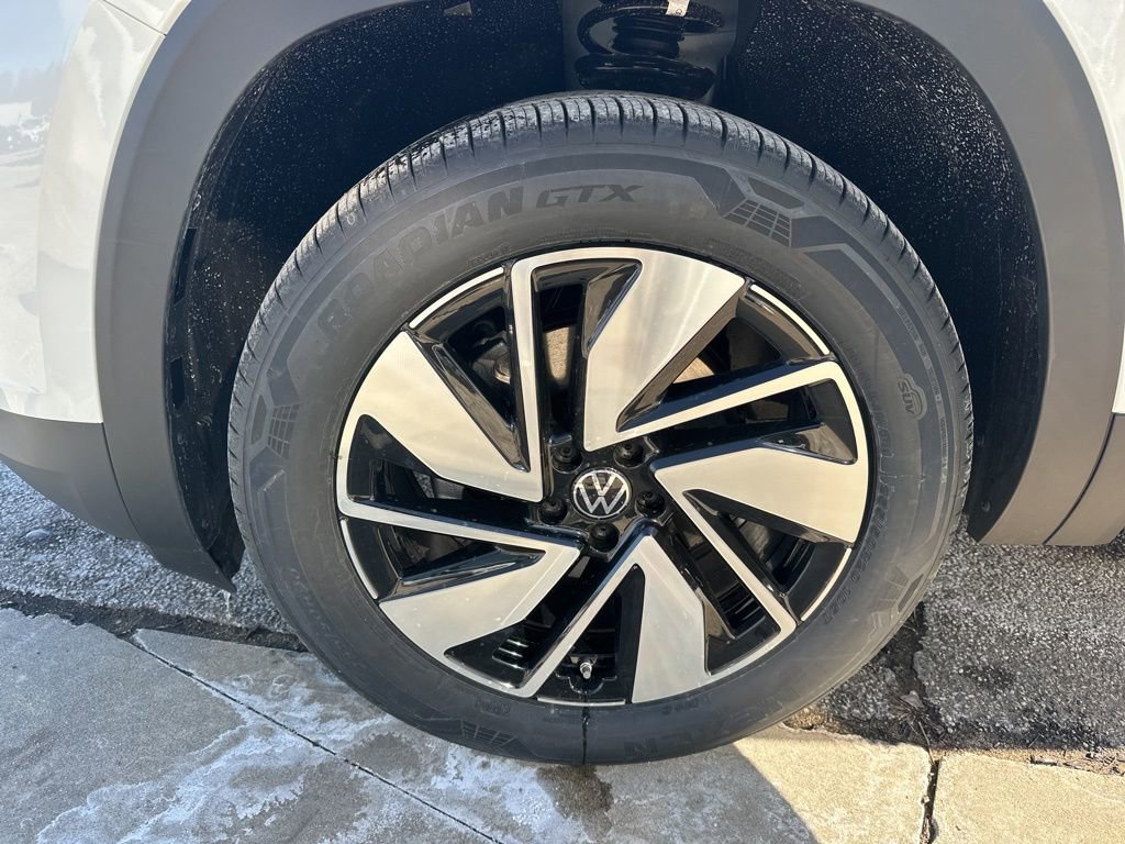 New 2026 Volkswagen Atlas SEL image 29