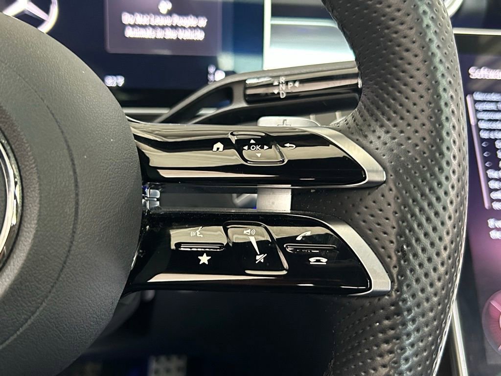 Used 2025 Mercedes-Benz C 300 4MATIC Sedan image 22