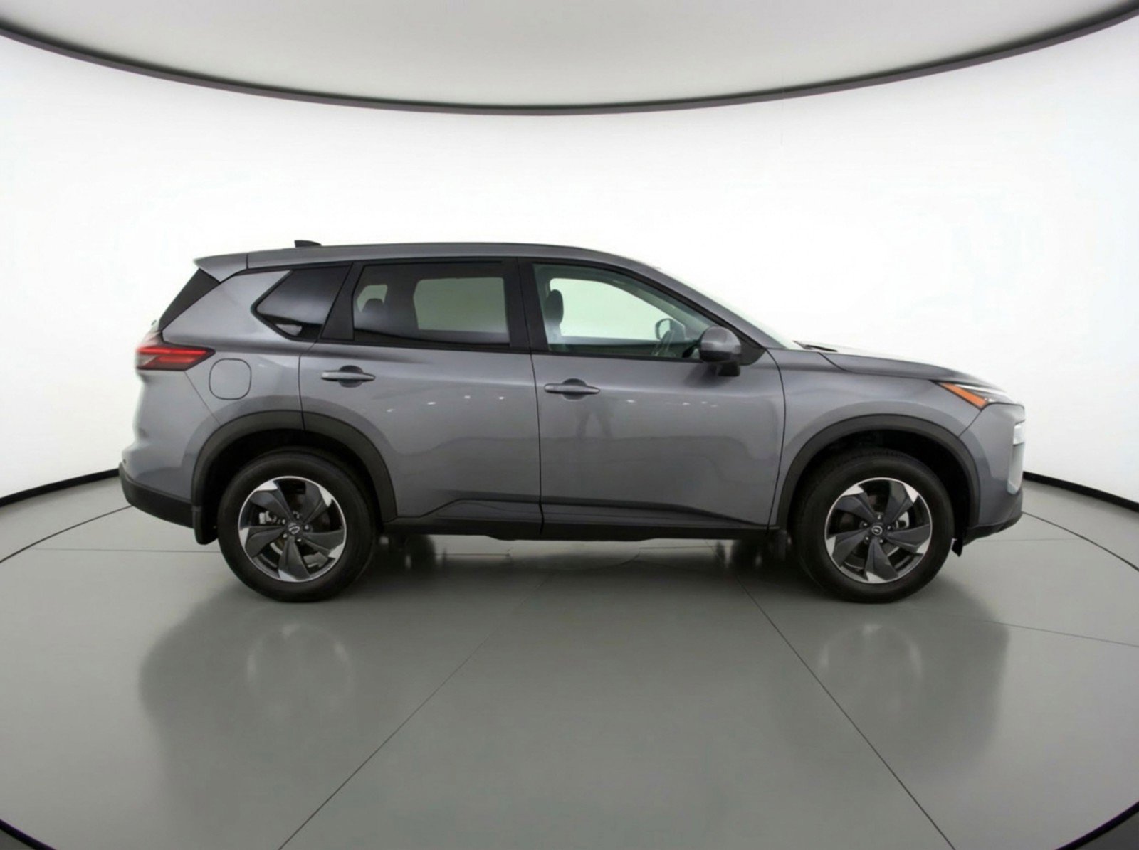 Used 2025 Nissan Rogue SV image 11