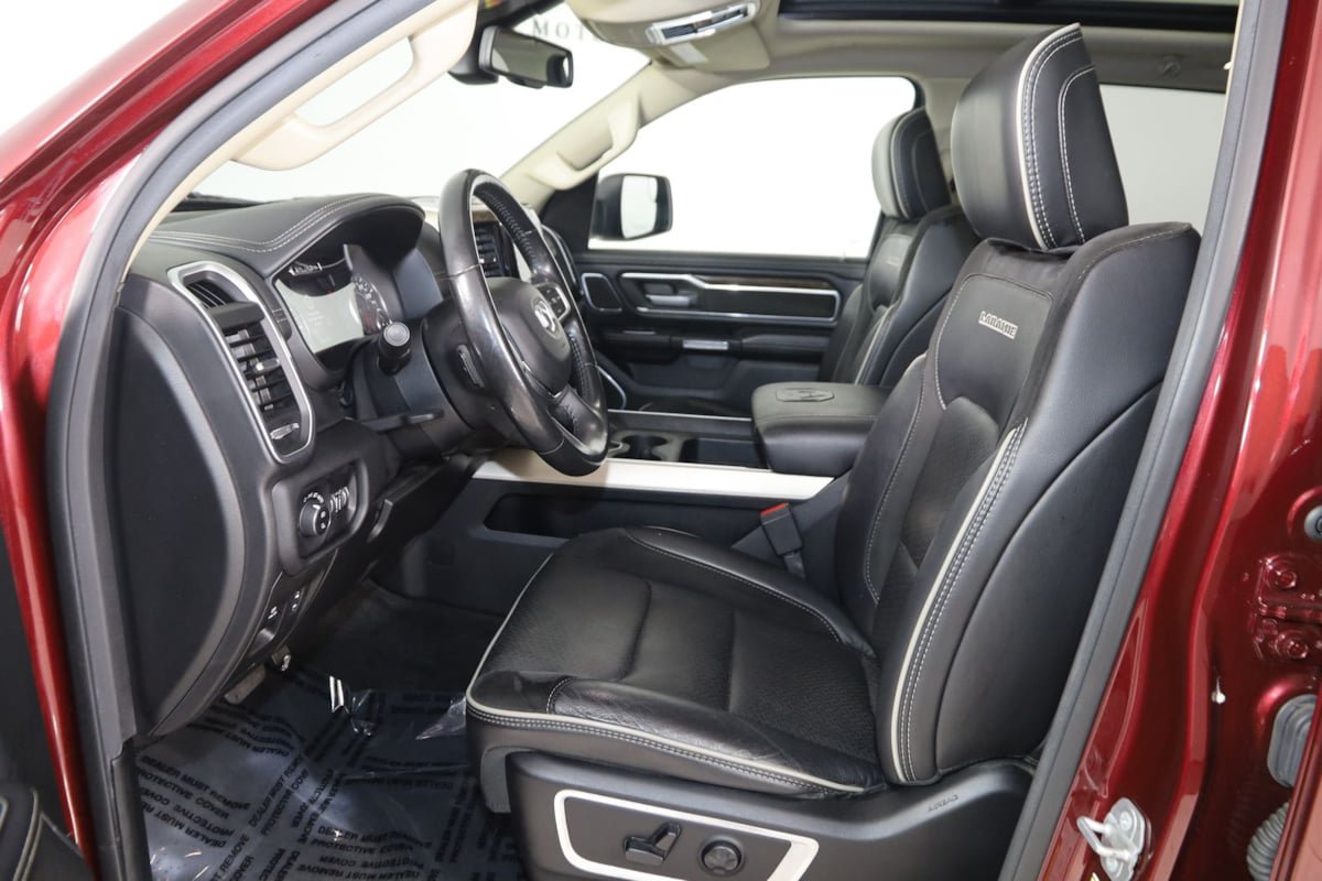 Used 2020 RAM 1500 Laramie AWD/4WD image 13