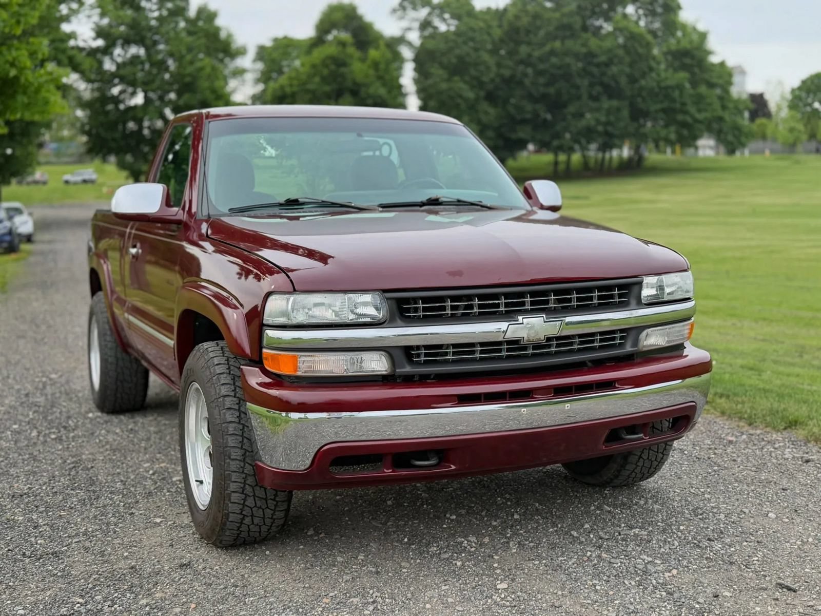 Used 2001 Chevrolet Silverado 1500 LS w/ Off-Road Chassis Pkg AWD/4WD image 9