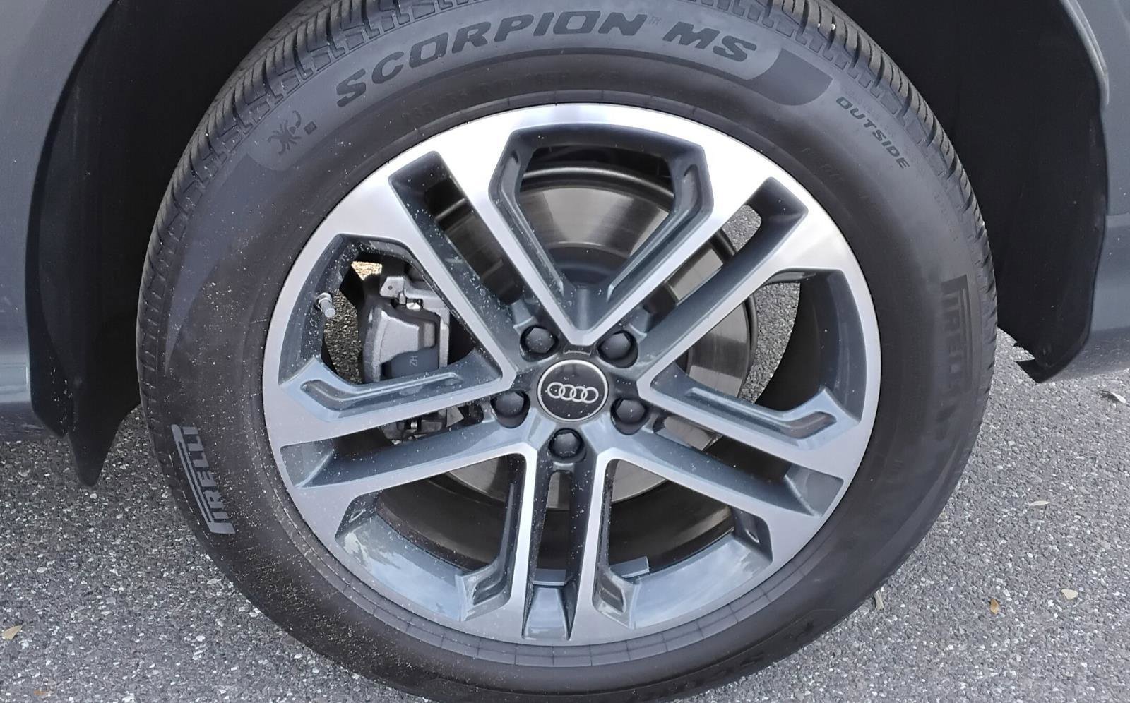 Certified 2025 Audi Q5 Premium Plus w/ Premium Plus image 11