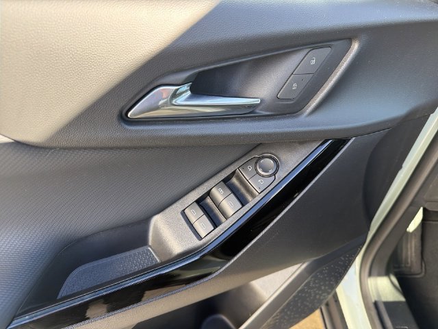 Used 2025 Chevrolet Equinox LT w/ Safety and Technology Package FWD image 22