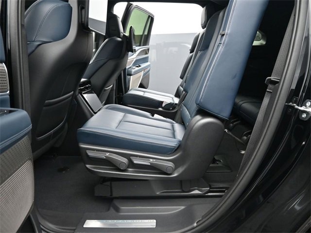 New 2025 Cadillac Escalade IQ Luxury 2 image 13