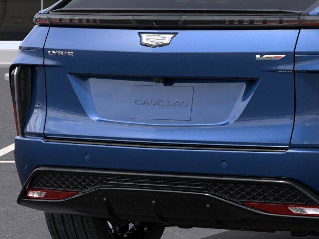 New 2026 Cadillac Lyriq V w/ LPO, Floor Liner Package AWD/4WD image 38