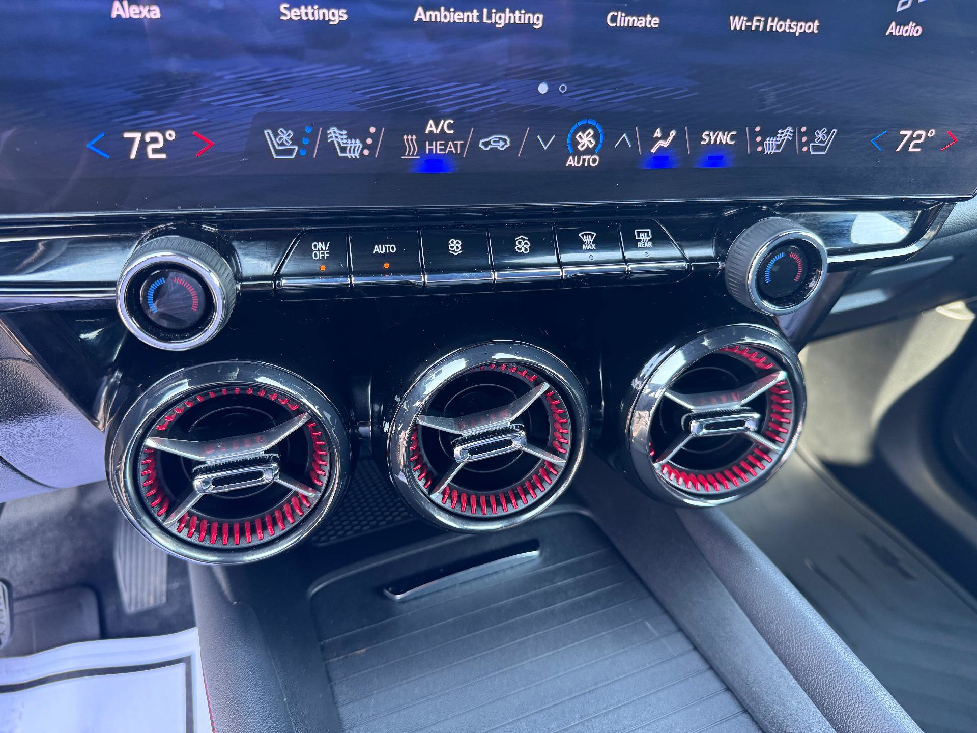 Used 2025 Chevrolet Blazer EV RS AWD/4WD image 33