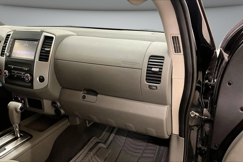 Used 2019 Nissan Frontier SV AWD/4WD image 27