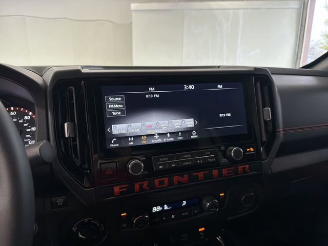 Used 2025 Nissan Frontier PRO-4X w/ Pro Convenience Package image 24