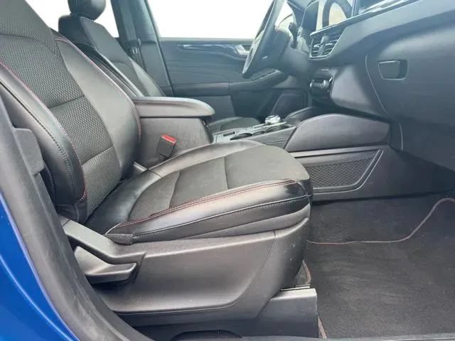 Used 2023 Ford Escape ST-Line Select w/ Tech Pack #1 AWD/4WD image 13
