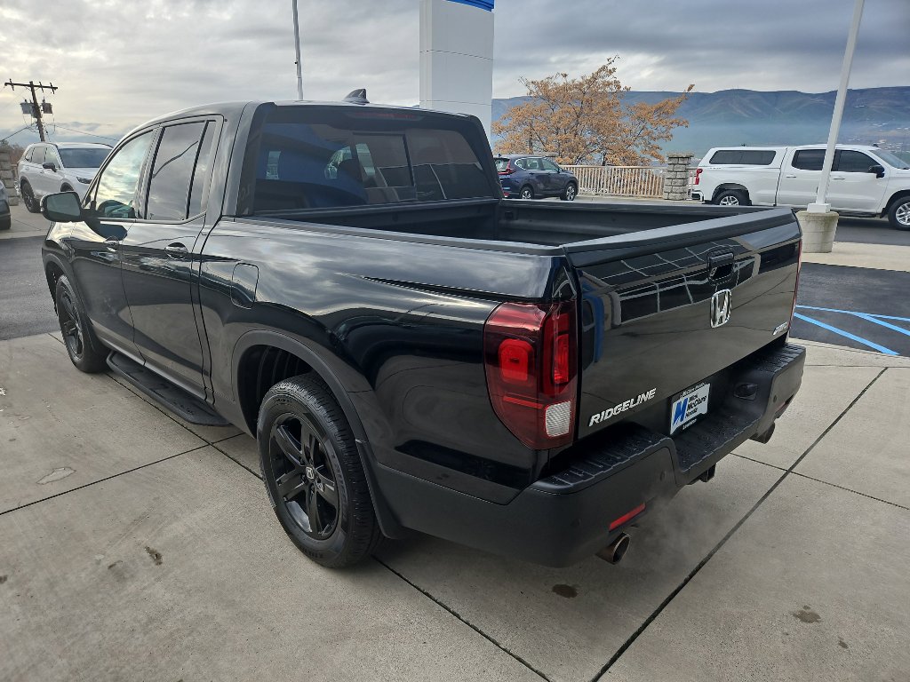 Used 2021 Honda Ridgeline Black Edition image 11
