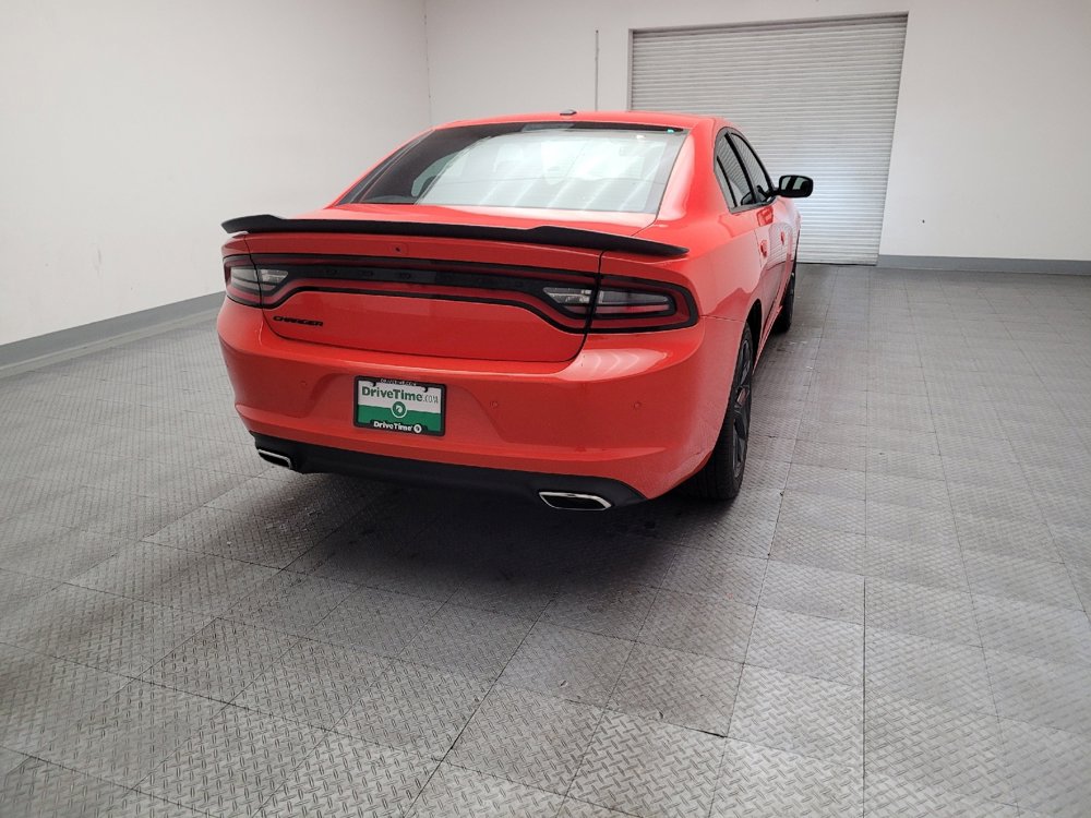 Used 2022 Dodge Charger SXT w/ Blacktop Package image 7