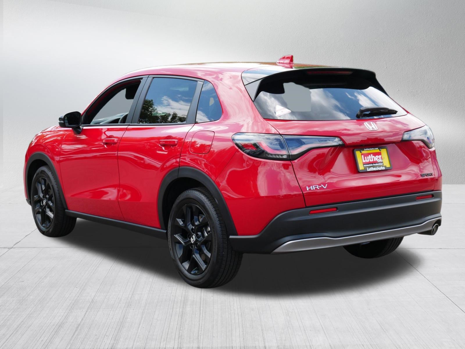 Certified 2024 Honda HR-V Sport image 5