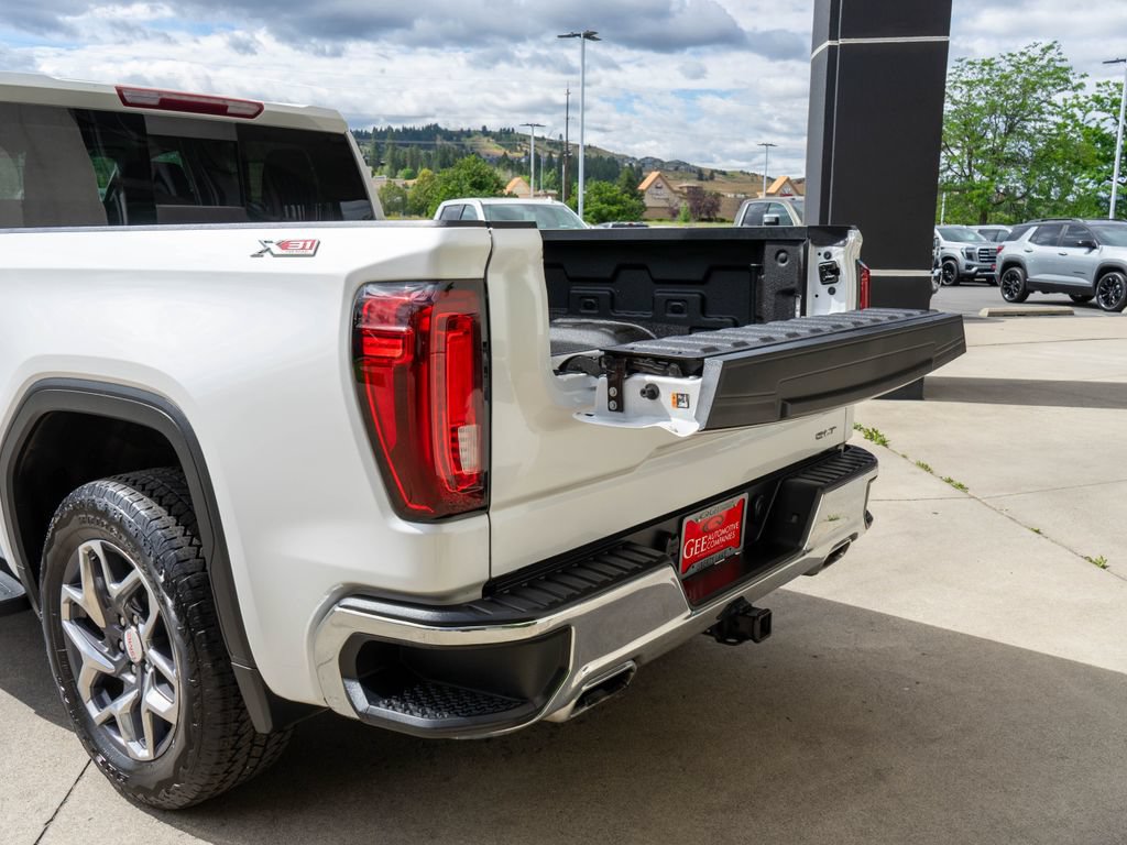 Certified 2023 GMC Sierra 1500 SLT w/ SLT Premium Package AWD/4WD image 35