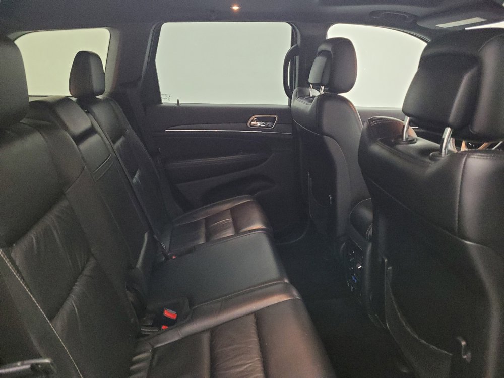Used 2016 Jeep Grand Cherokee Limited AWD/4WD image 19