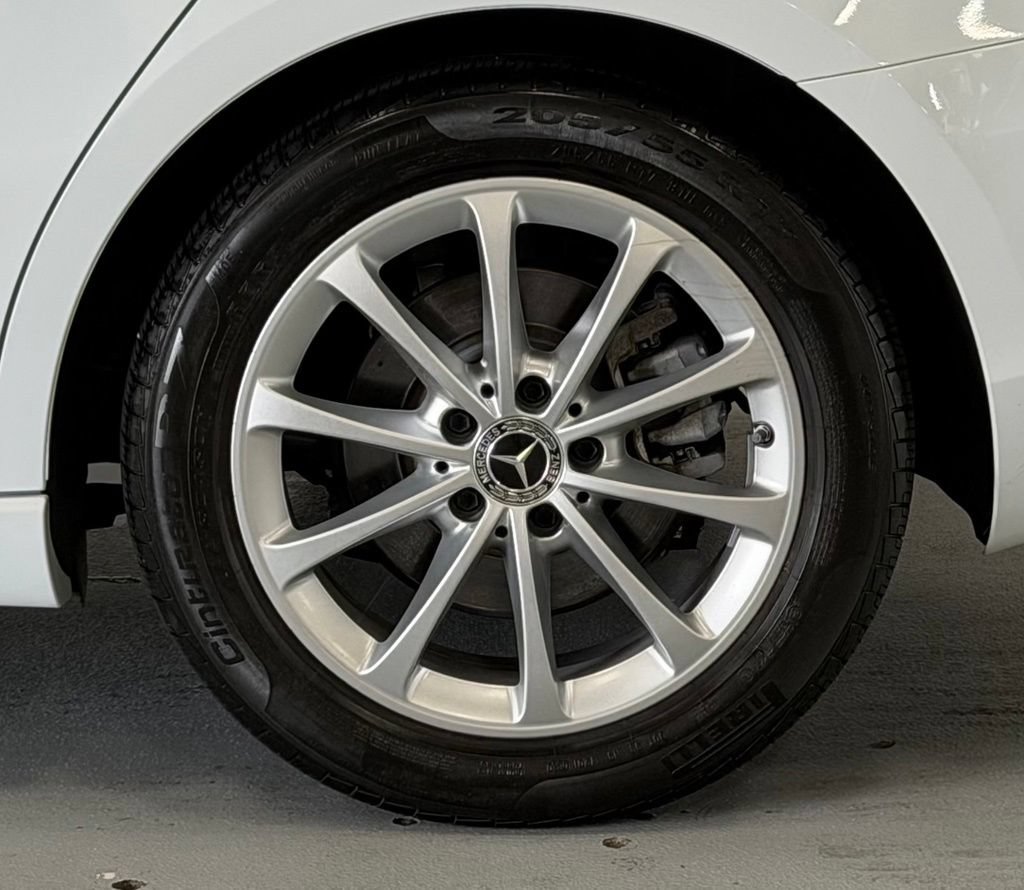 Used 2020 Mercedes-Benz A 220 4MATIC image 8