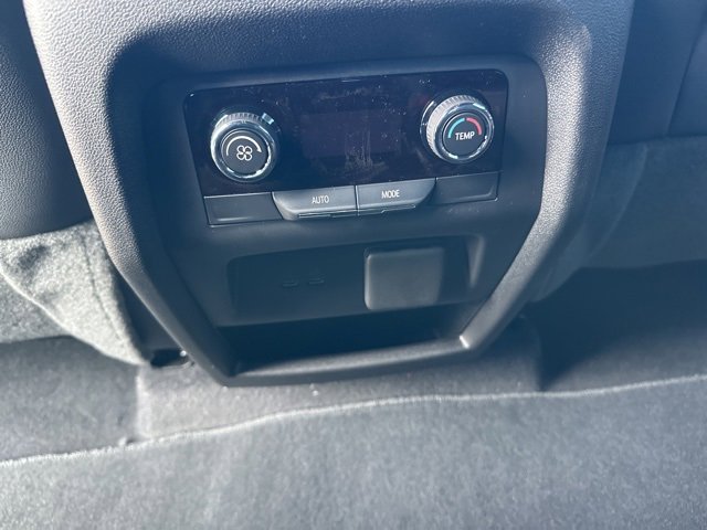 New 2026 Chevrolet Traverse LT w/ Enhanced Driving Package image 46