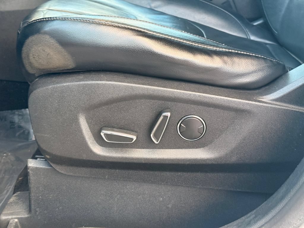 Used 2015 Ford Edge Titanium AWD/4WD image 26