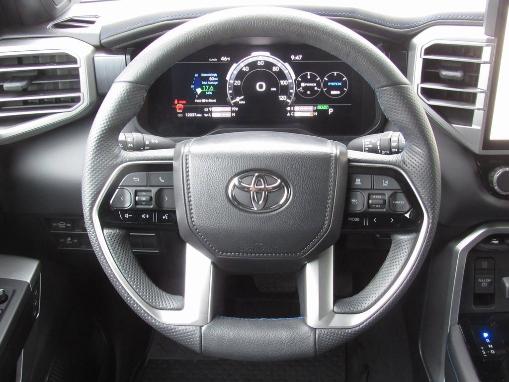 Certified 2025 Toyota Sequoia Platinum image 30