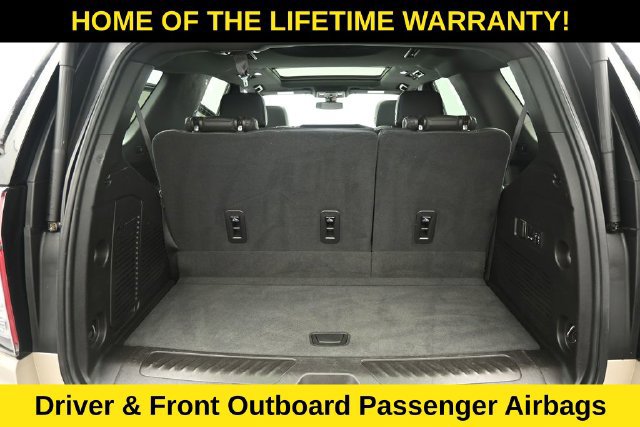 Used 2021 Chevrolet Tahoe LT w/ Luxury Package AWD/4WD image 36