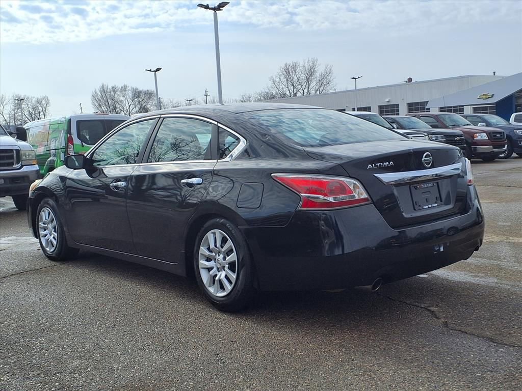 Used 2015 Nissan Altima 2.5 S image 7