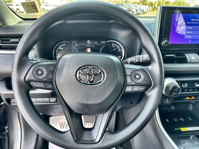 Used 2025 Toyota RAV4 XLE w/ Convenience Package image 23