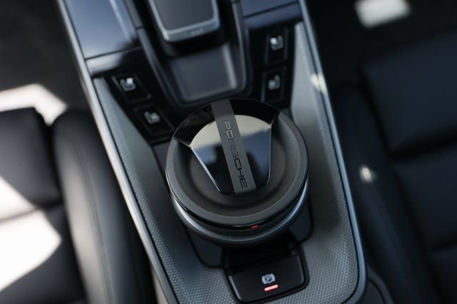 Certified 2025 Porsche 911 Carrera image 24