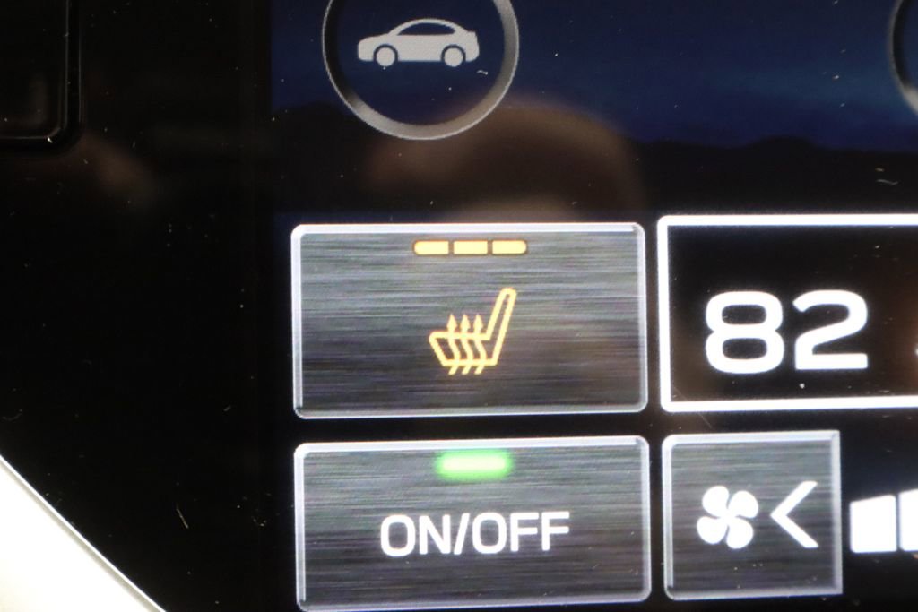 Used 2023 Subaru Ascent Limited image 31