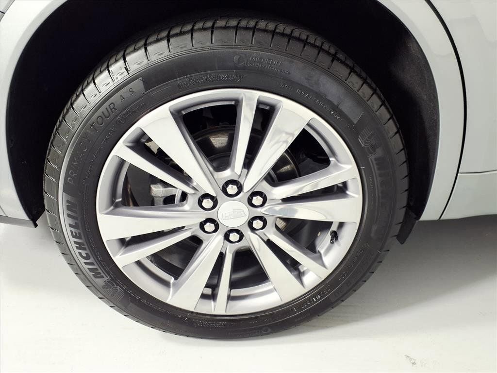 Certified 2025 Cadillac XT6 Premium Luxury image 21
