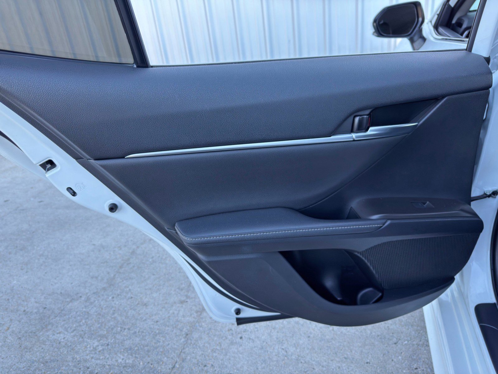 Used 2021 Toyota Camry XSE image 39