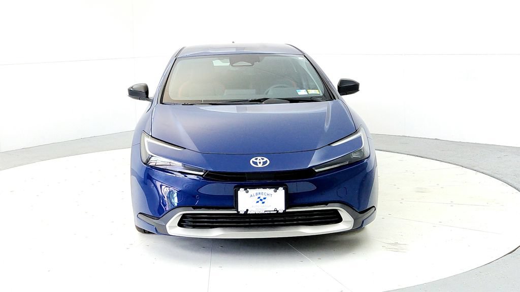 New 2026 Toyota Prius Plug-In Hybrid FWD image 8