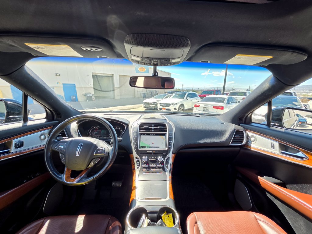 Used 2016 Lincoln MKX Reserve w/ Luxury Package FWD image 20