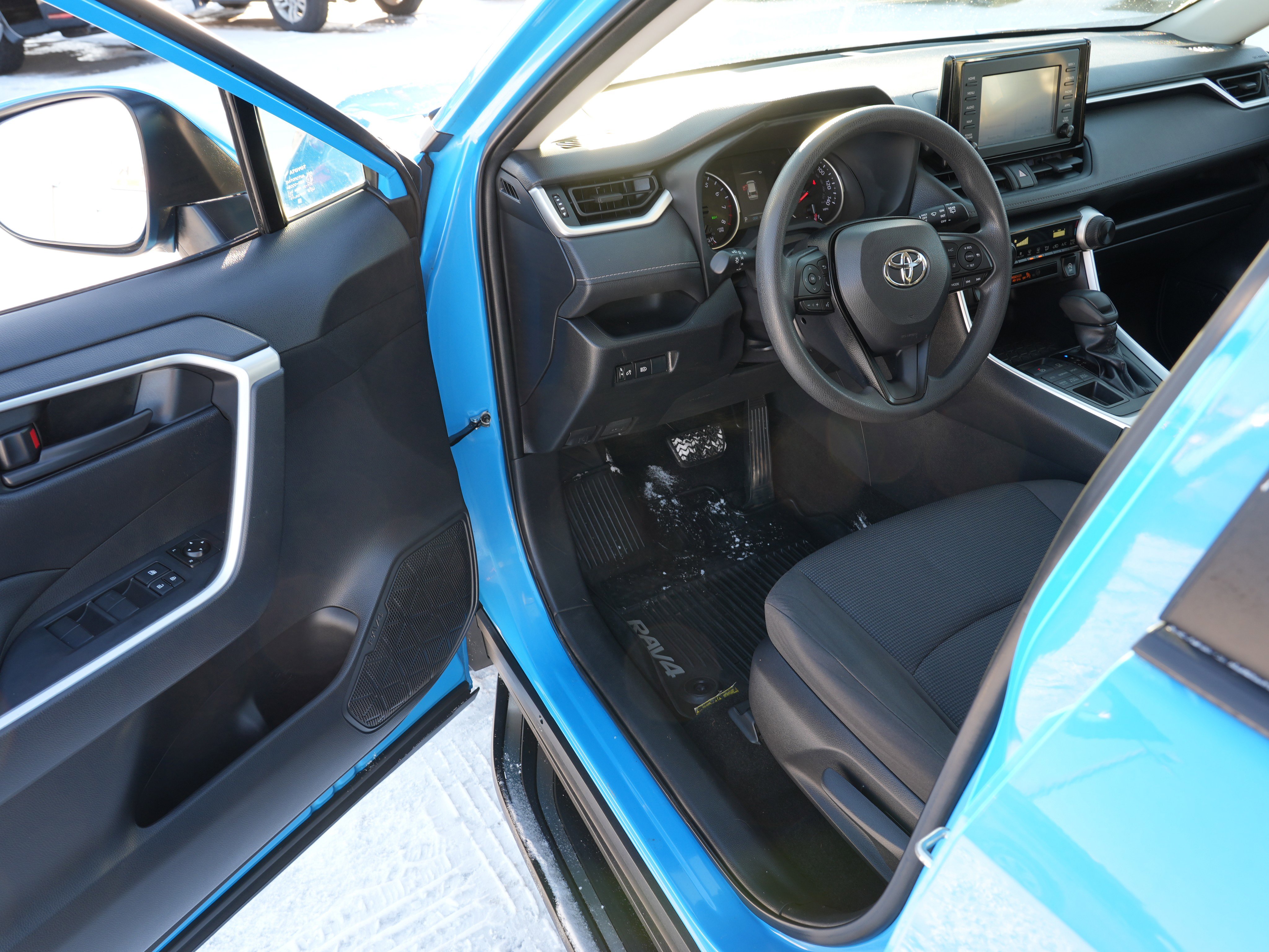 Used 2019 Toyota RAV4 LE w/ All Weather Liner Package image 13