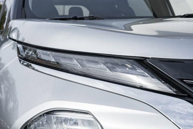 Used 2022 Mitsubishi Outlander ES image 10