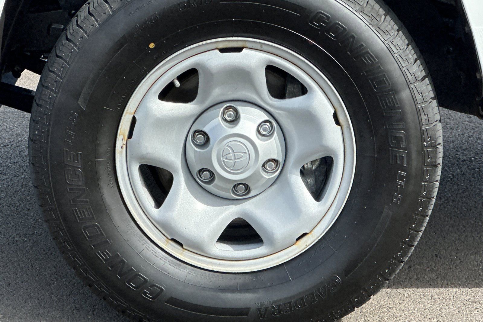 Used 2023 Toyota Tacoma SR AWD/4WD image 28