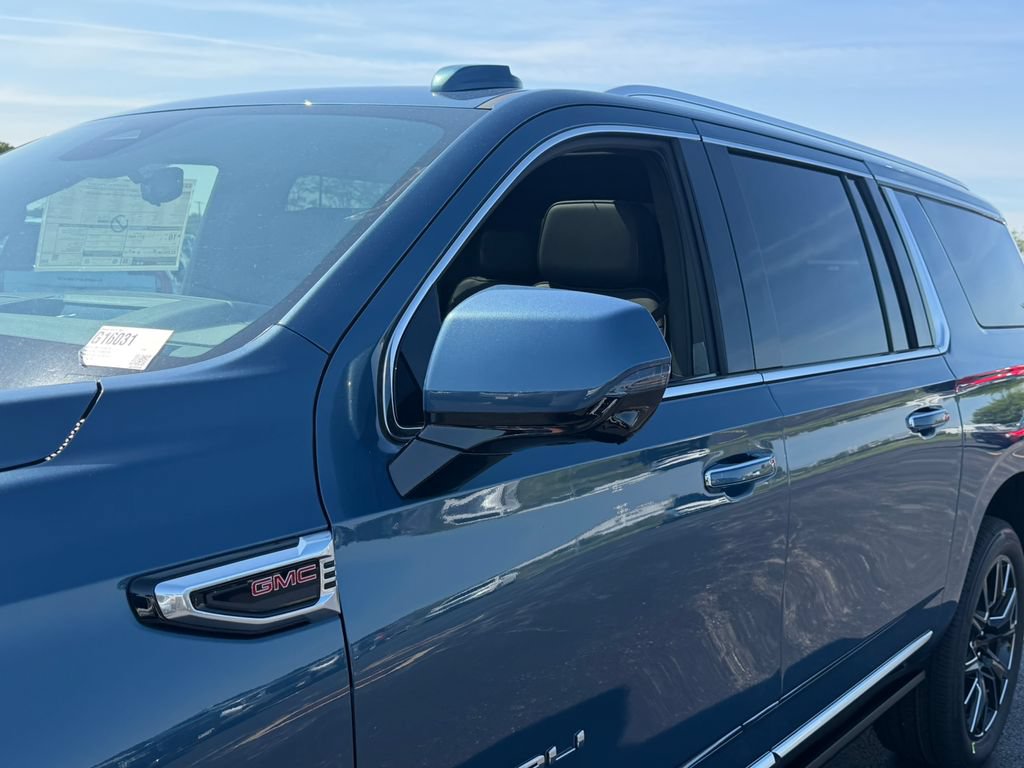 New 2026 GMC Yukon XL Denali w/ Denali Reserve Package AWD/4WD image 27